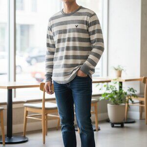 Heritage Striped Crewneck Sweater in Gray & Cream